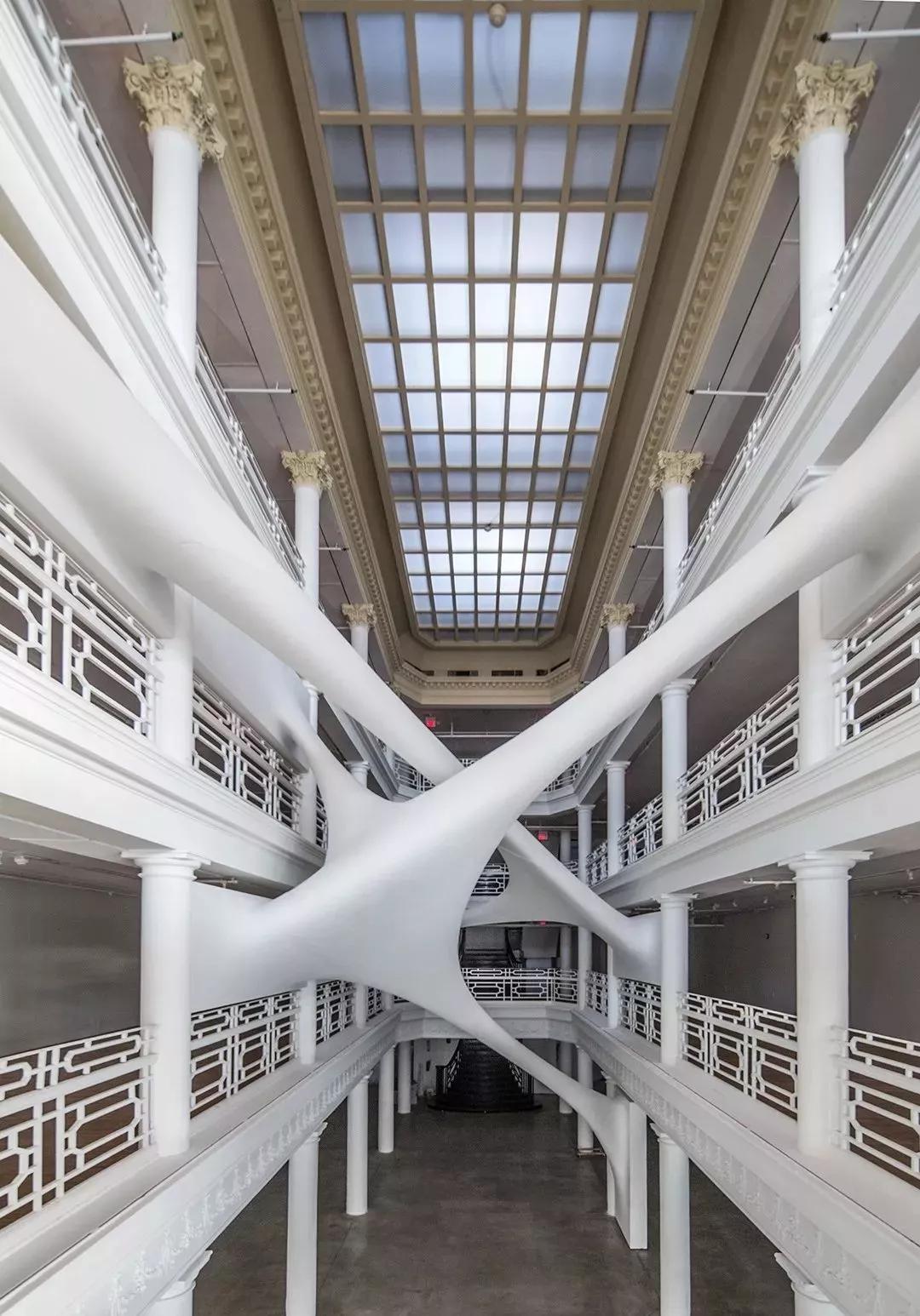 2017年迈阿密艺术博览会作品展示,2019年迈阿密魅力秀