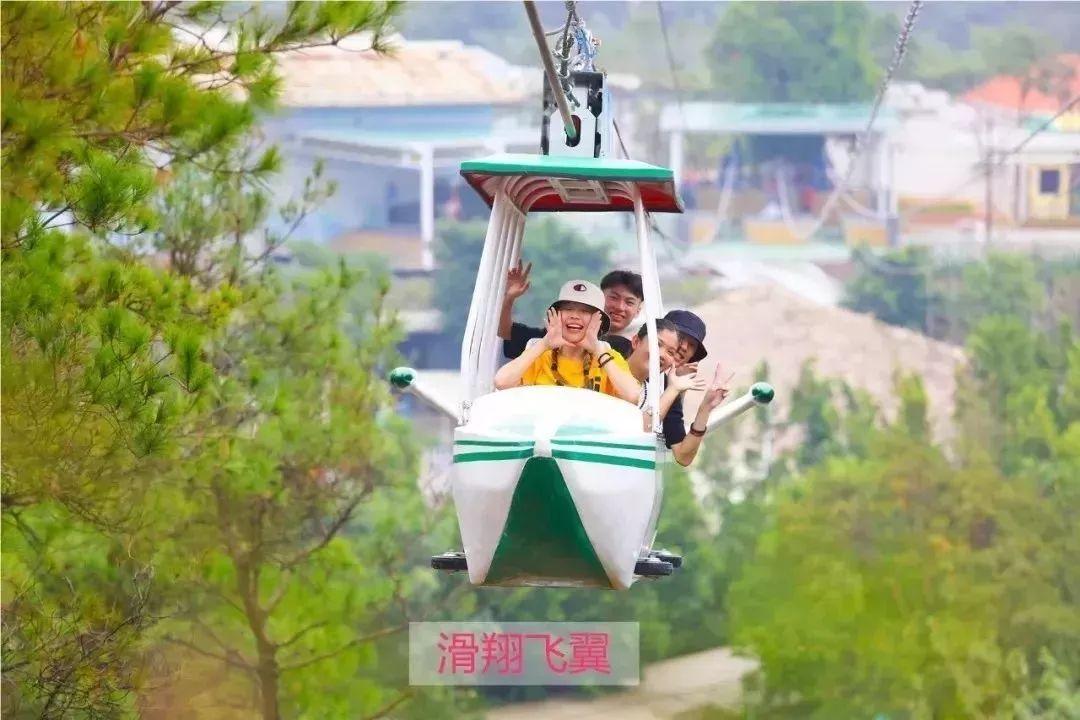 水上乐园超级大喇叭体验,挑战十大世界上最大的水上乐园