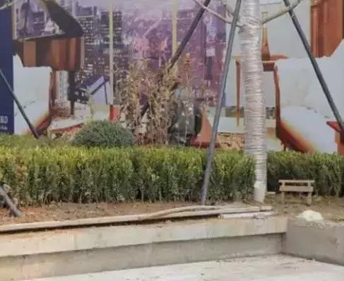 室外地面石材泛碱怎么办,水景石材泛碱如何处理