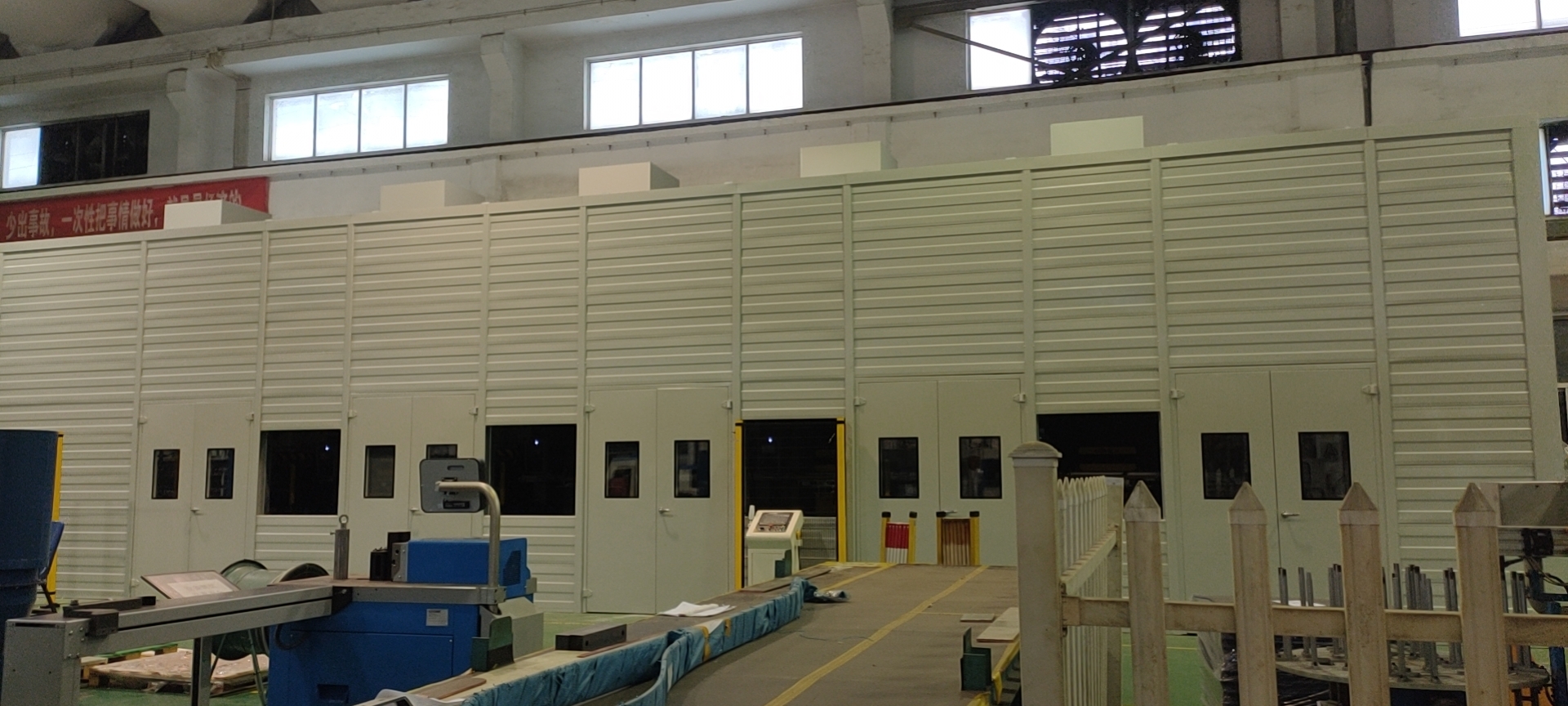 广东高速冲床隔音箱效果,冲床设备隔音罩