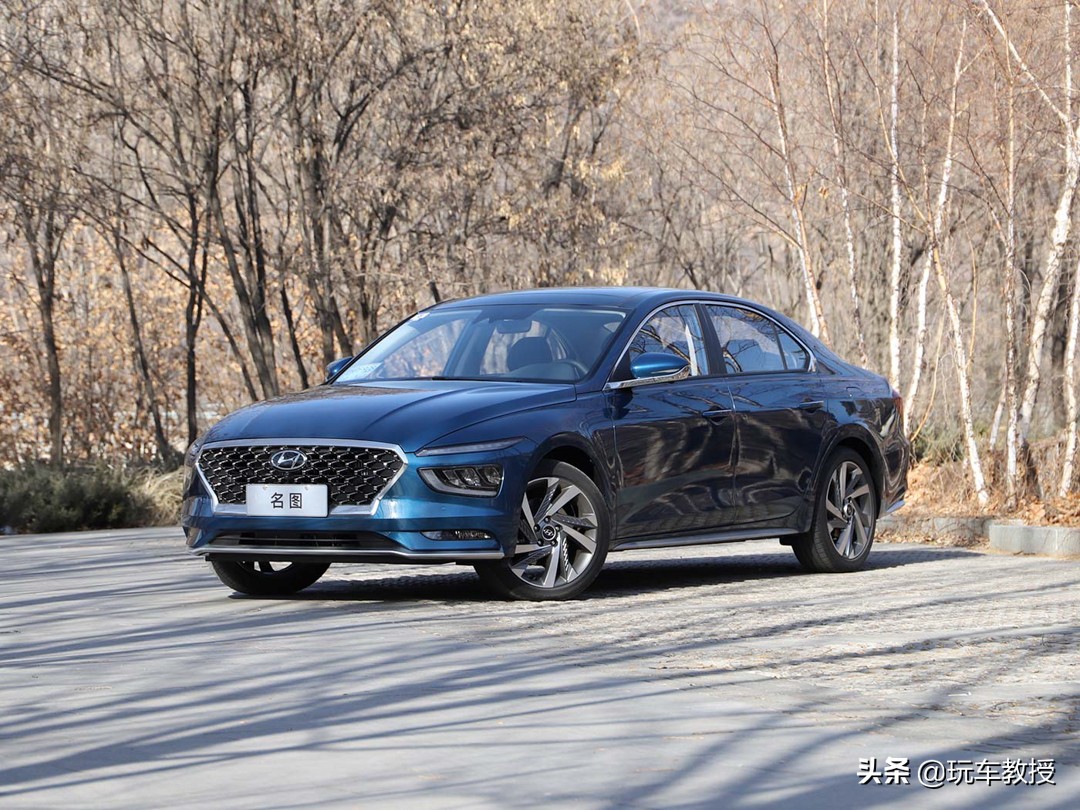 斯柯达明锐pro和天籁2.0选择哪个,2022款全新明锐pro上市了吗