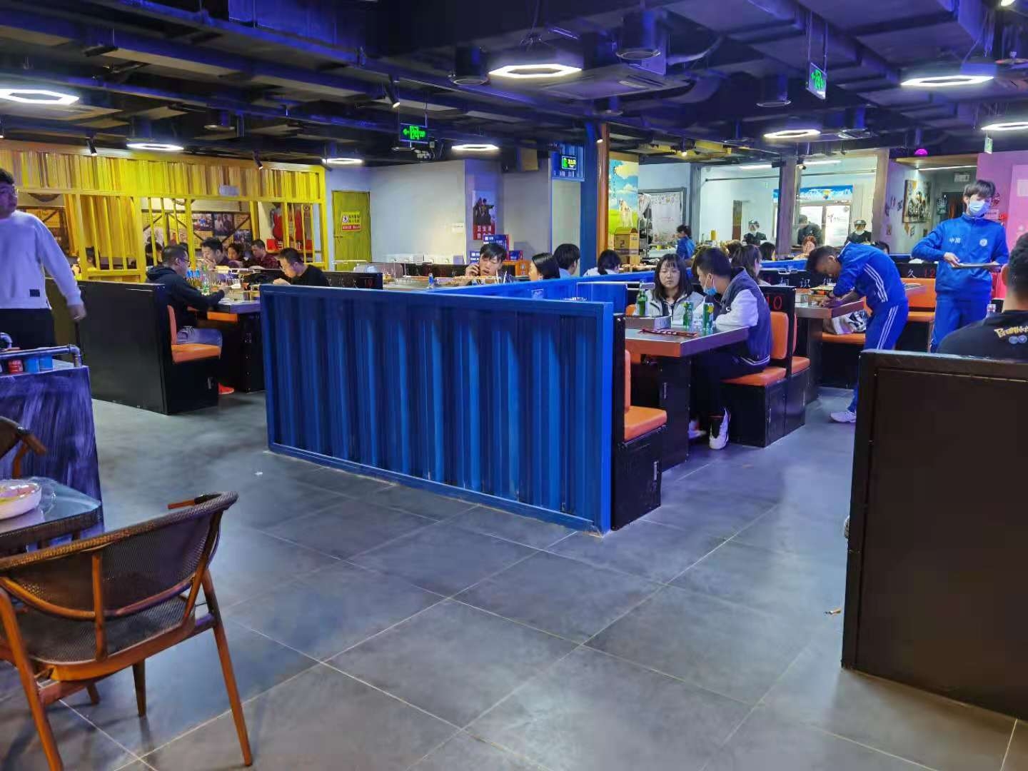 开小型烧烤店需要哪些设备,开一家无人烧烤店都需什么设备