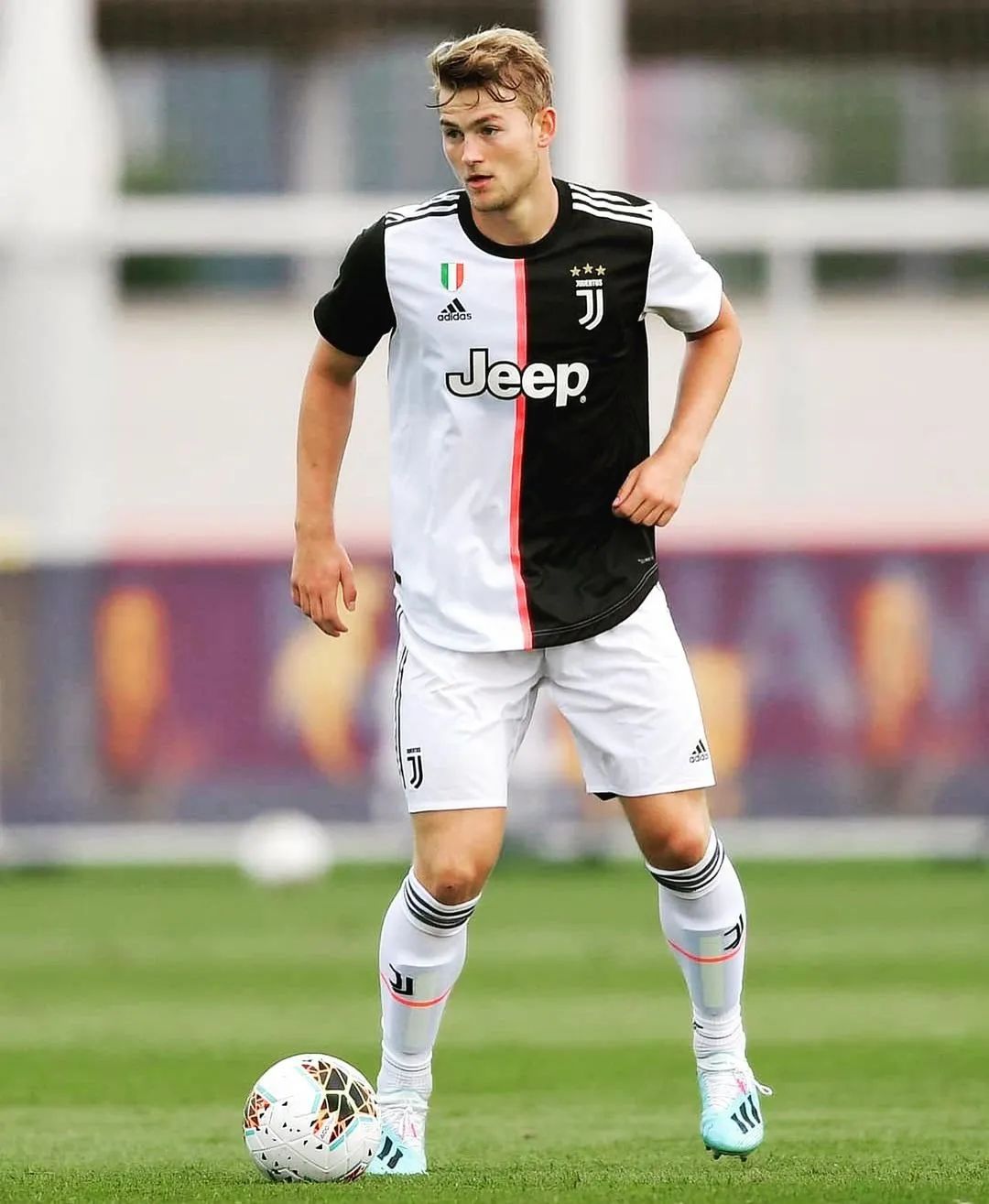 盘点帅气的足球运动员,意大利足球帅气球员