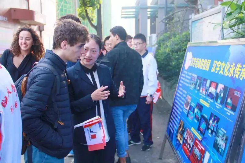 川师系学校,川师系私立学校怎么样