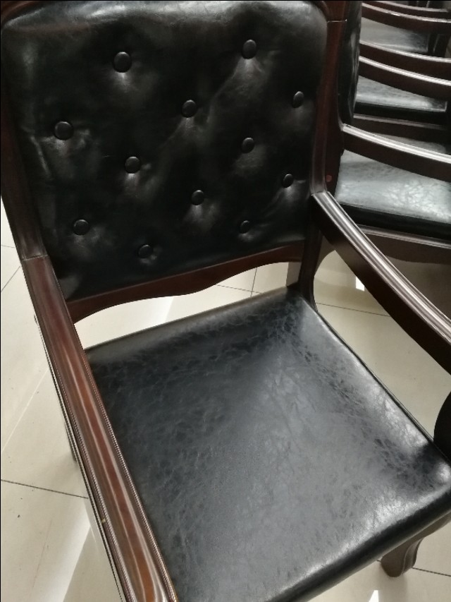 皮椅翻新换面,皮椅修复翻新