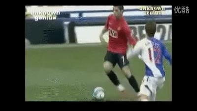 球王也假摔？盘点C罗假摔