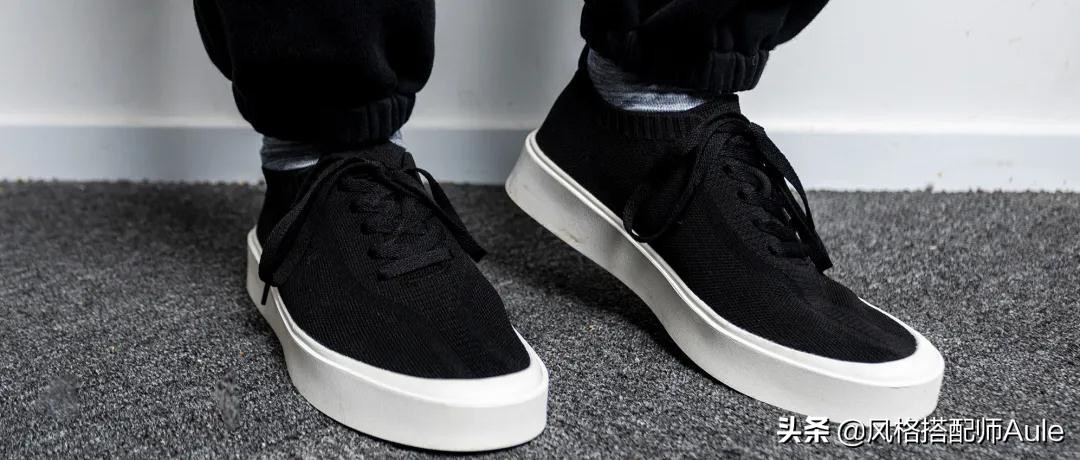 fila艺术家跑步鞋,fila设计师签名款