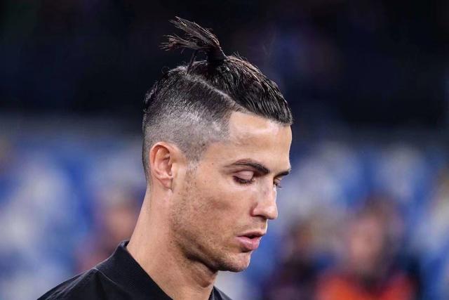 c罗一生的故事,c罗的传奇人生全集