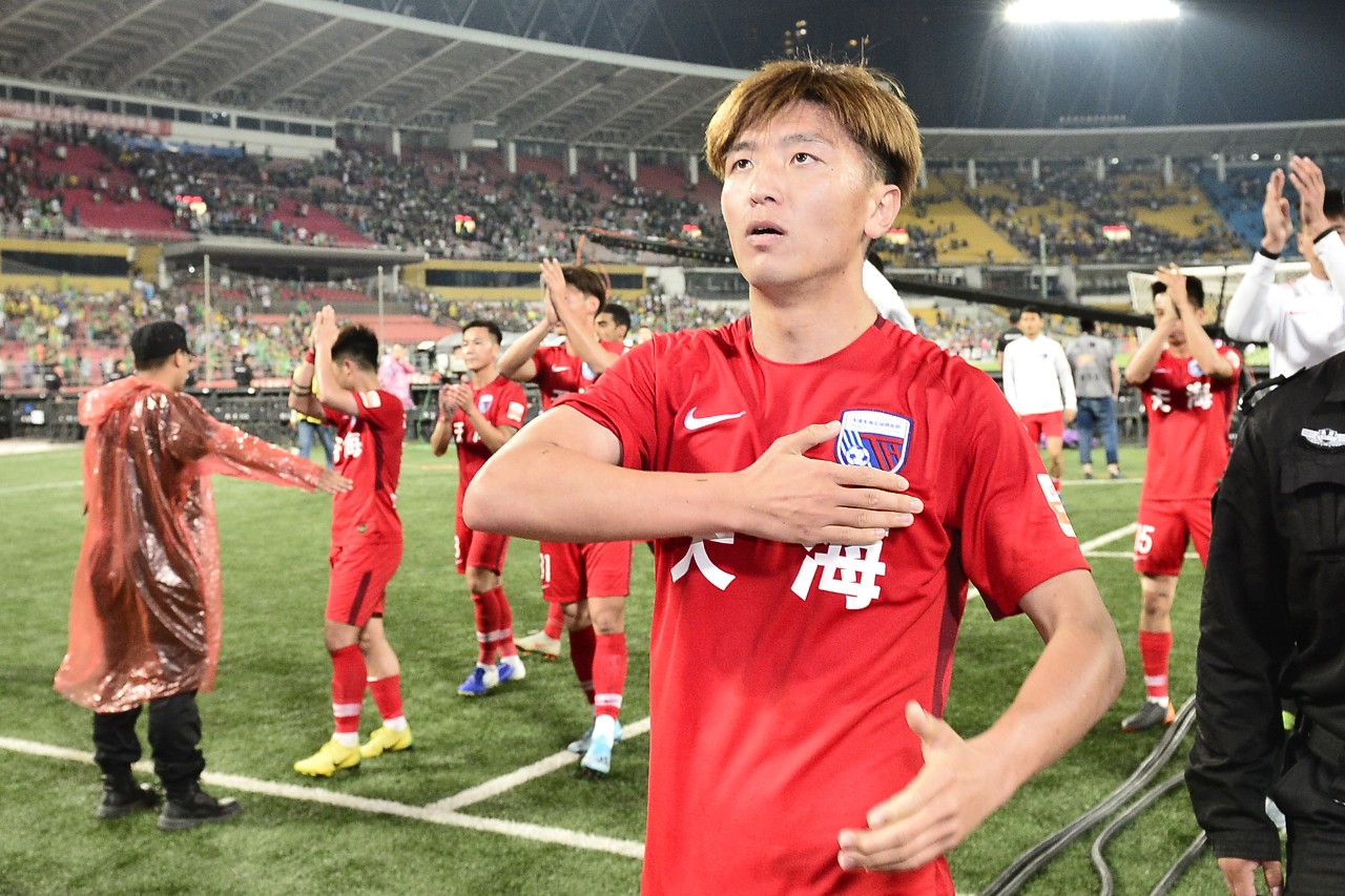 杨旭中国足球俱乐部,杨旭足球国家队图片