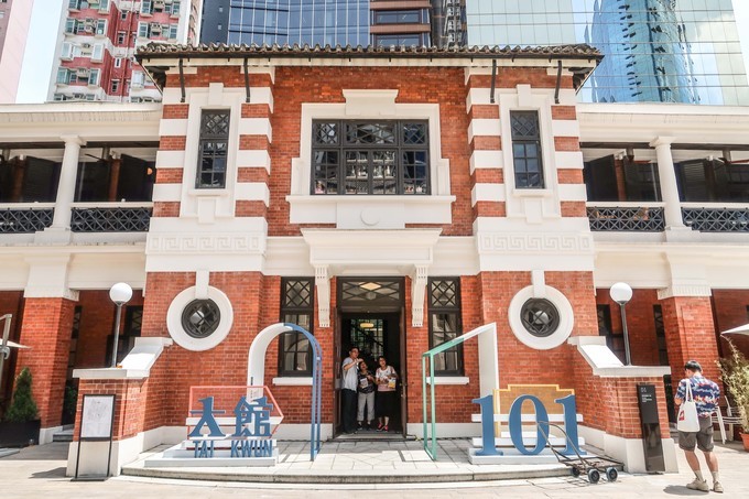 香港迪士尼情侣游玩项目,香港迪士尼情侣游玩攻略