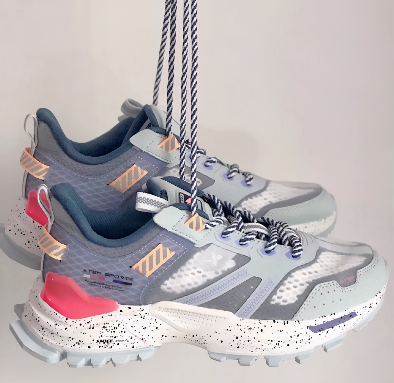 国货逆袭了！少女配色加上舒适脚感，百元价格也能买到心头好