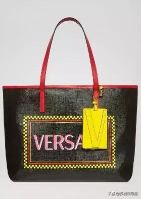 七月伊始献礼！买就送兰蔻小样、科颜氏金水，范思哲等大牌5折起