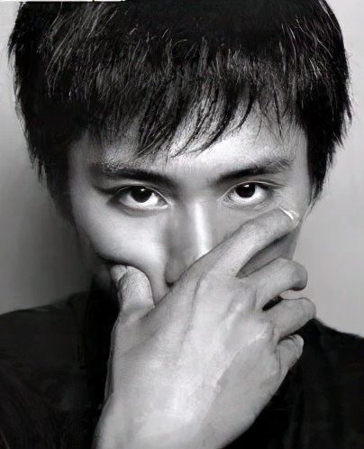 哪个男星演的狐狸精好看,长得像狐狸精的男明星