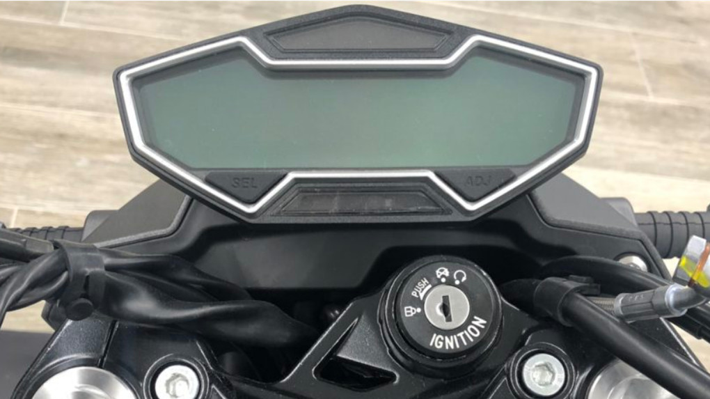 春风650nk和400nk如何选,新款春风400nk动力升级