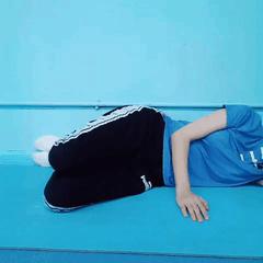 如何跑步才能避免髂胫束综合征,膝盖外侧髂胫束疼痛跑步怎么保护