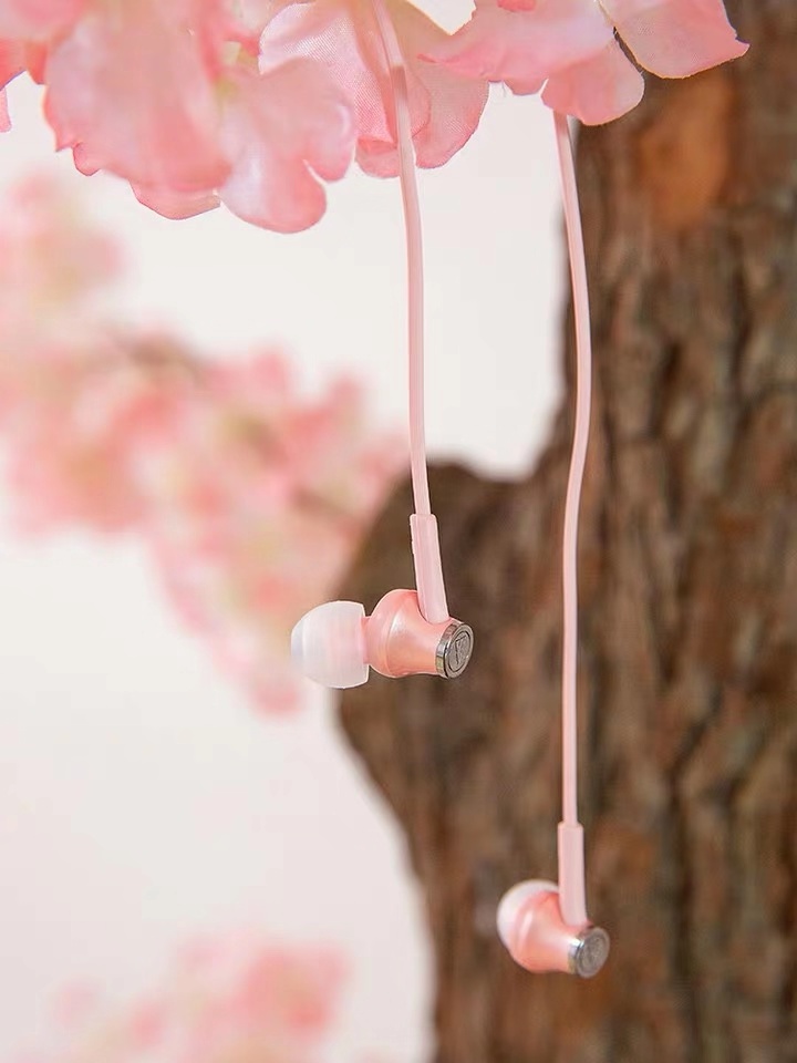 两百以内的耳机值得买,两百块钱买什么耳机