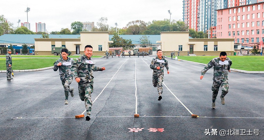 军体运动会点燃夏日练兵激情,寒冬里的军体运动会让人热血沸腾