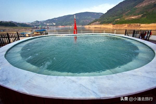 三峡游轮长江三峡,长江三峡1号游轮过三峡