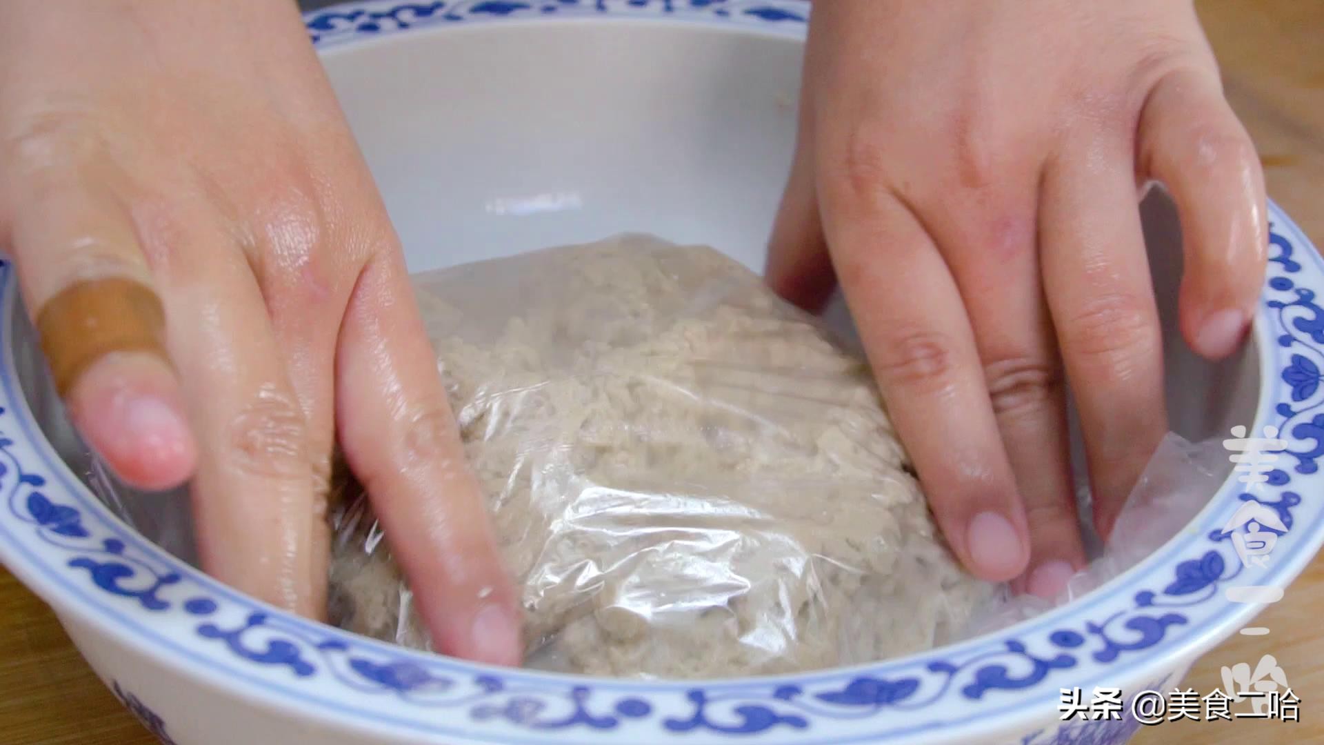 烤面筋做法自己做成本多少,烤面筋的家常做法不加酵母吗
