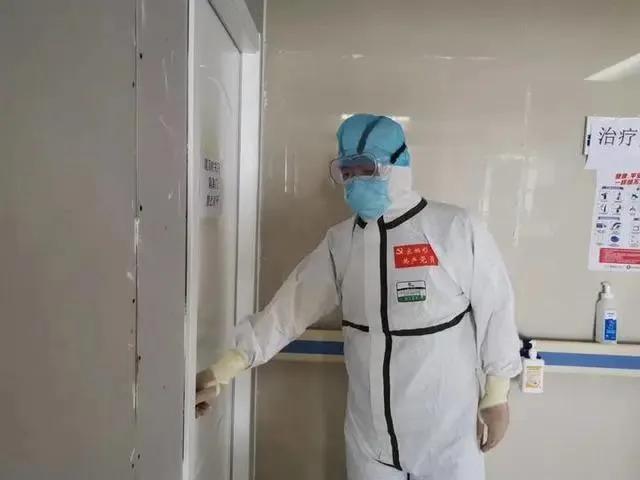 他们比来的时候都瘦了！今天离开武汉前，这支浙江医疗队留下了这些东西