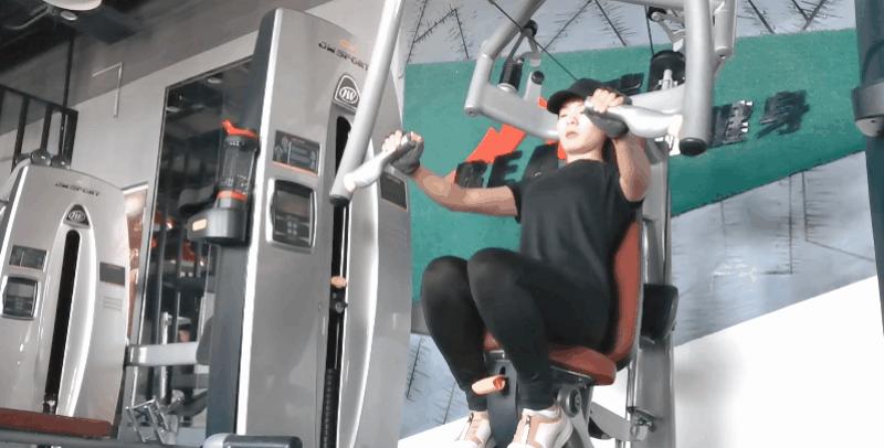 如何改变胸部外扩下垂,胸部外扩松弛下垂的最好锻炼方法