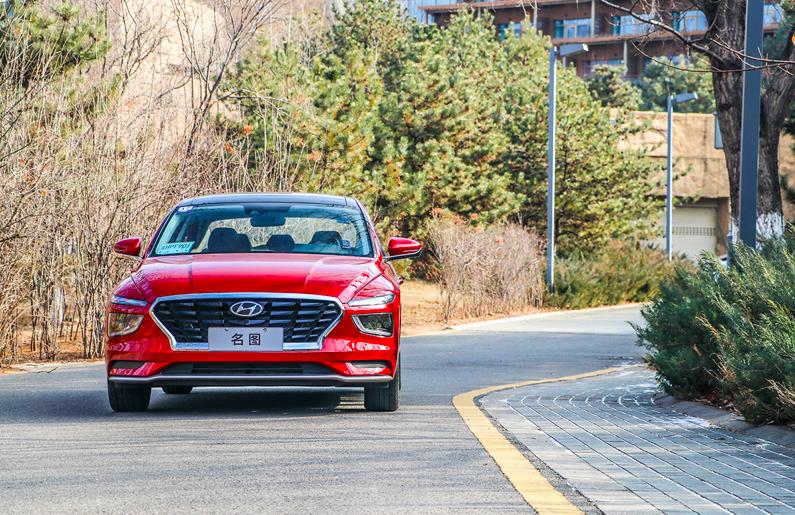 2022款现代名图内饰,新一代名图1.8l内饰