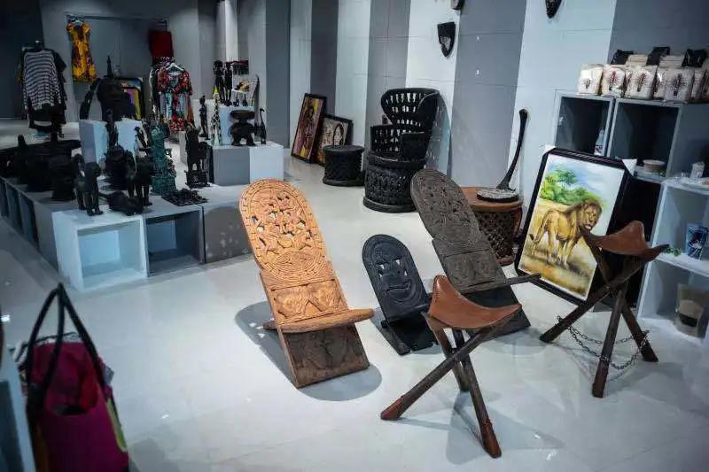 杭州湾全球贸易港开业人山人海,杭州湾国际商贸港