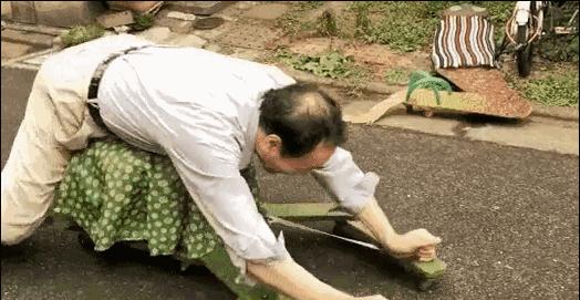 日本95后小哥靠“无用”设计走红！网友：好变态好喜欢