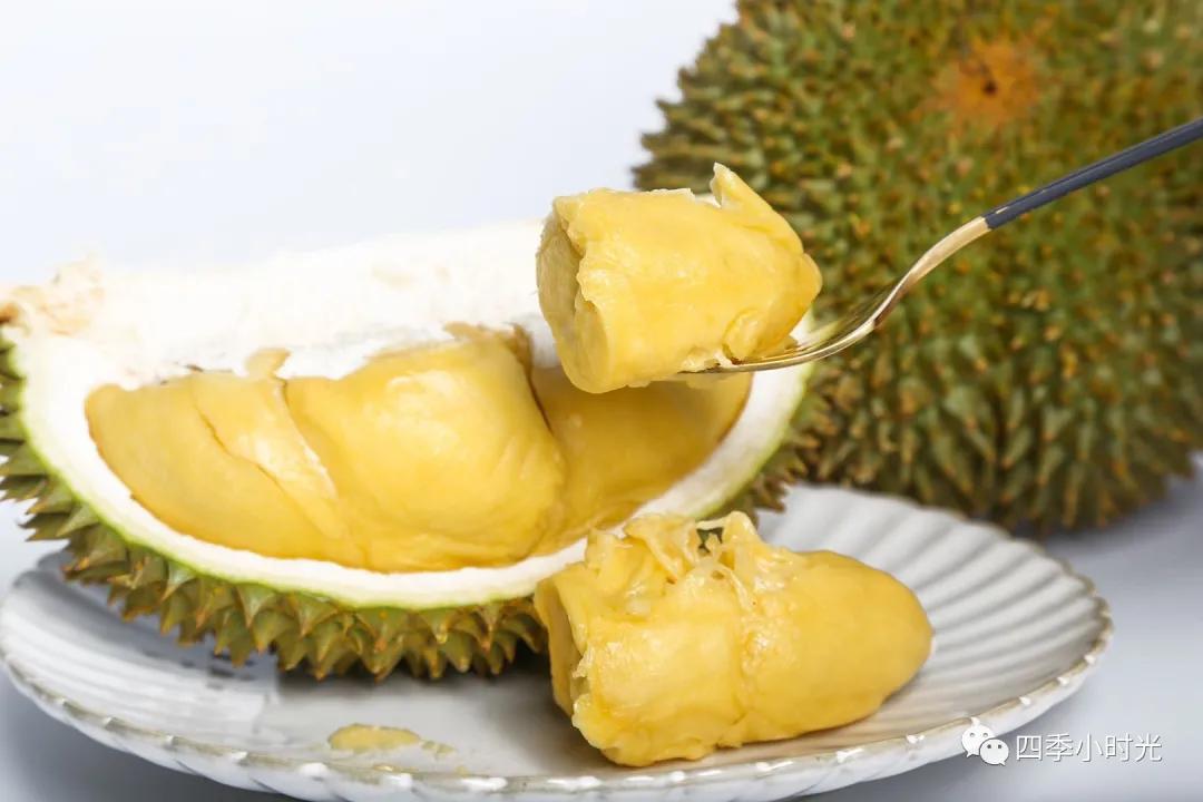 巴掌榴莲和甲仑榴莲哪个好,甲仑榴莲与金枕头榴莲口味