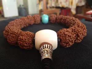 十二星座什么手串好看图片 (十二星座适合戴什么料手串)