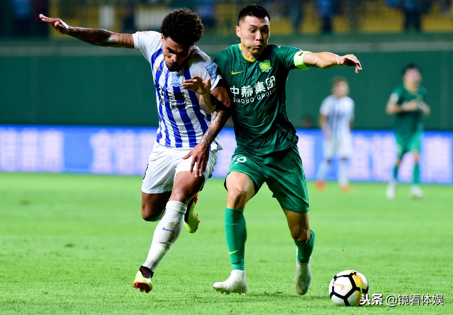 鐜嬮湝閲岀毊,閲岀毊涓轰腑鍥借冻鐞冪暀涓嬬殑韬奖