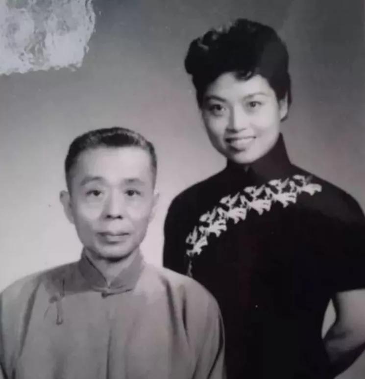 听书笔记周玉泉薛君亚《文武香球》第一回“一马双驮”