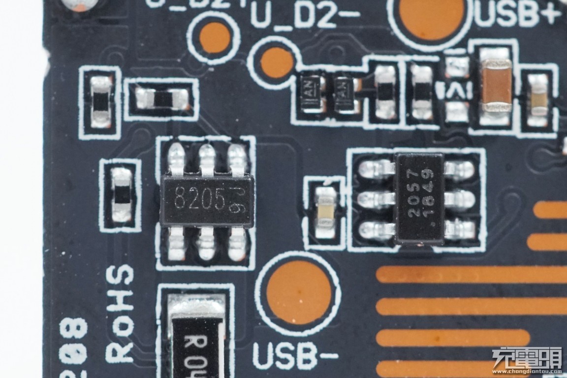 支持三星25w的移动电源,三星20000mah移动电源拆解