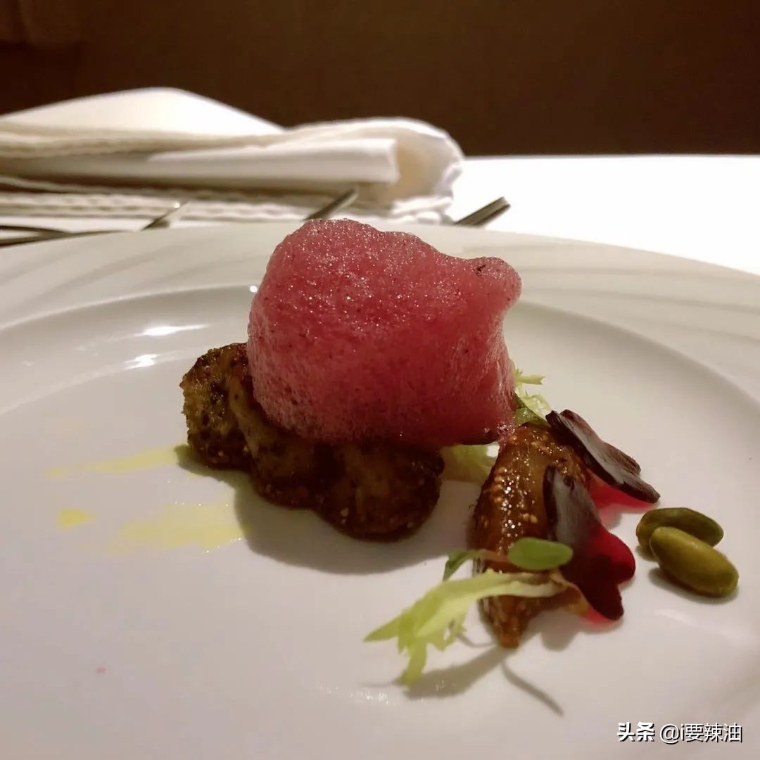 阿珍爱上了阿强，我爱上了南京王品牛排会着火的甜点