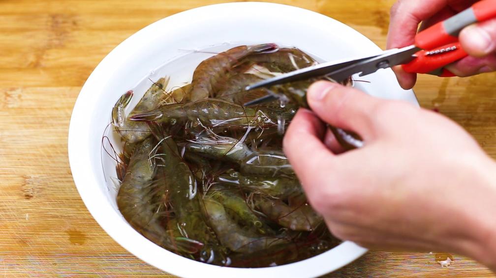 基围虾怎么做才酥脆好吃,基围虾怎么做才香辣酥脆好吃