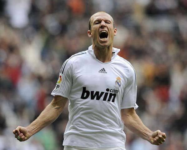 罗本回归18年,郁金香罗本视频