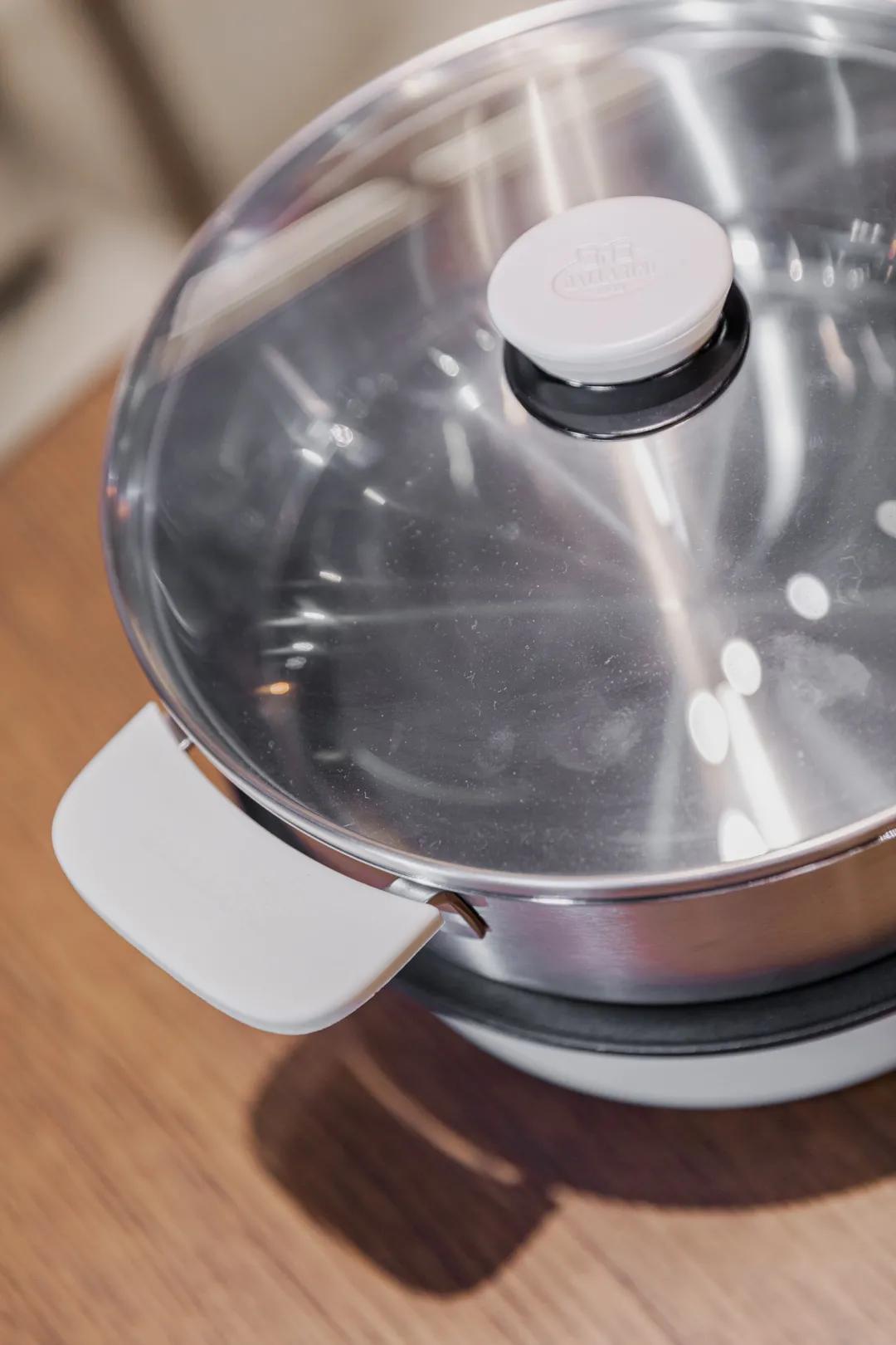 双立人亲友特卖会，想不到的超强折扣，爱不完的精美厨具