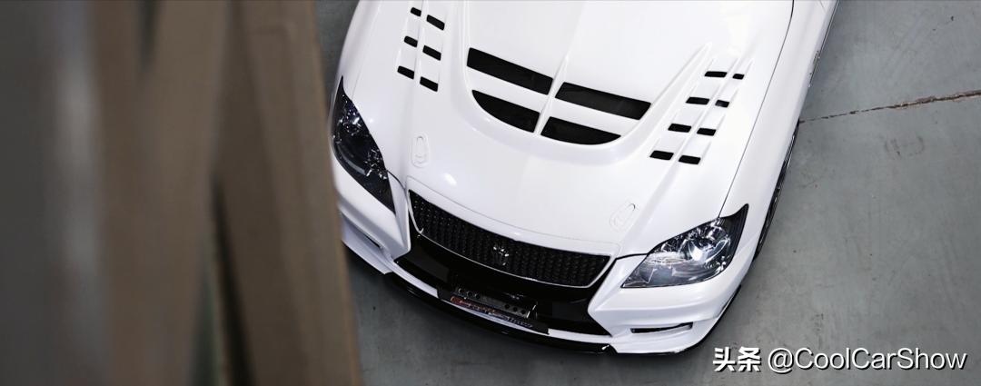 经典12代皇冠情怀老车,13代皇冠翻新复活视频