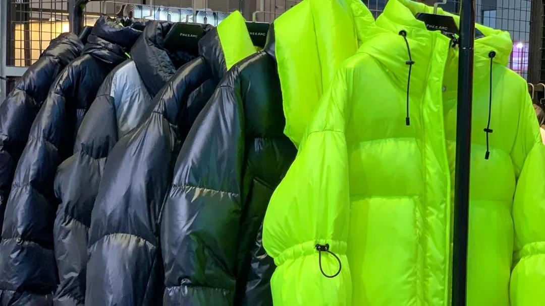 男装女装潮流感爆棚,冬季潮流男装女装穿搭