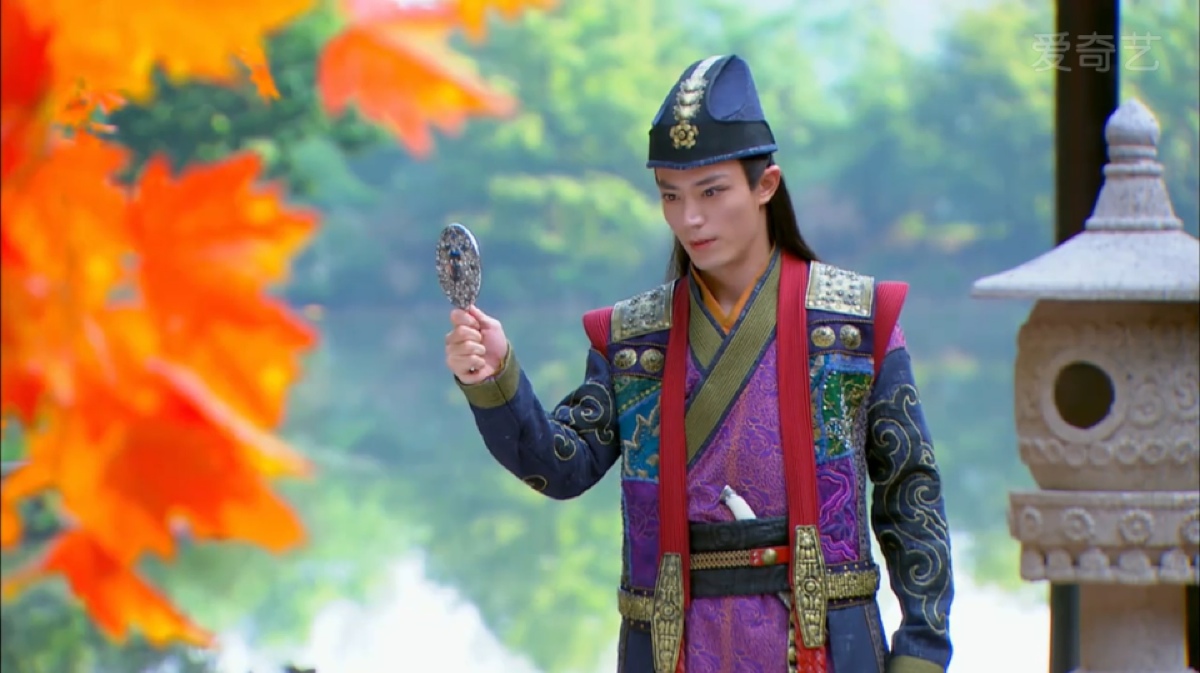 东方不败和天龙八部的关系,东方不败用过葵花宝典吗