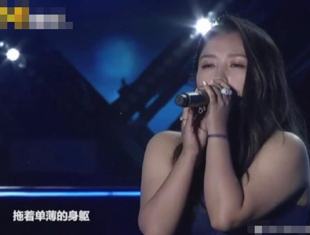 何洁精修图身着山寨裙,修图师救得了何洁