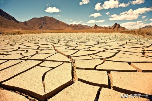 为什么换季皮肤老是起皮,为什么一换季皮肤就干