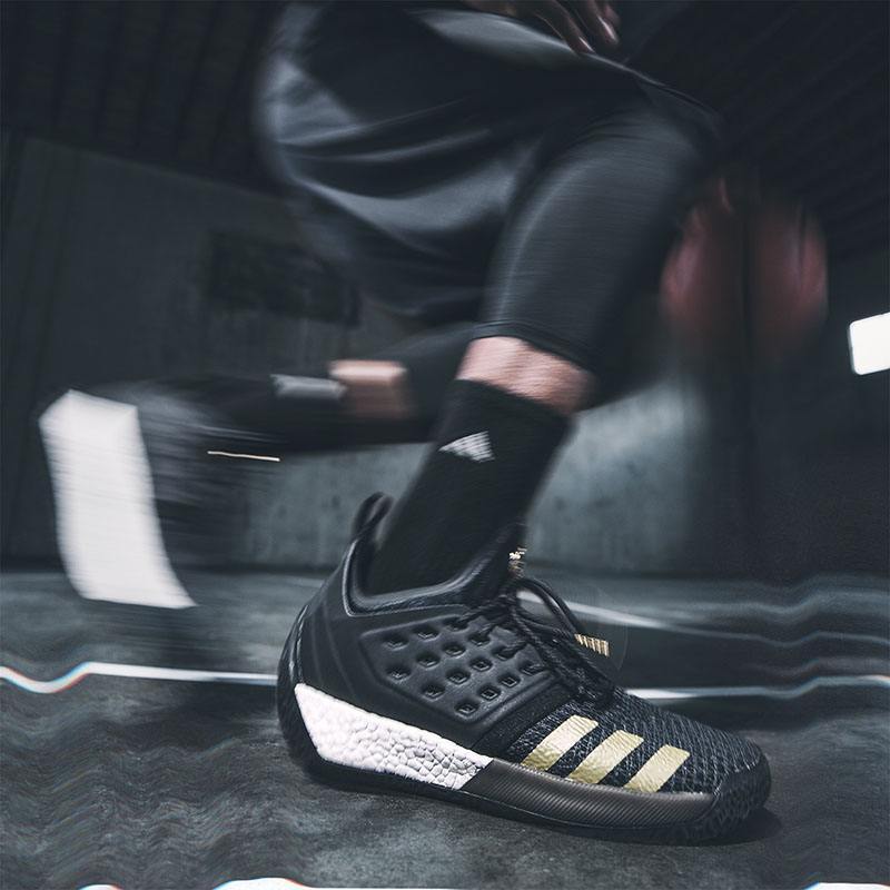 阿迪篮球鞋为什么陨落,阿迪篮球鞋是从何时开始变平庸的