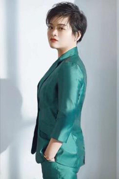 在机遇与挑战中探索前行,在机遇与挑战中砥砺前行