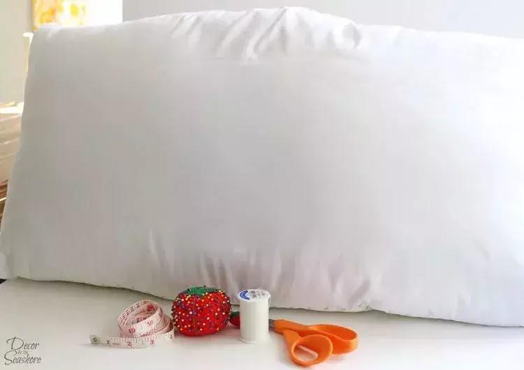 旧枕头不要扔掉不然会后悔的,旧枕头别扔