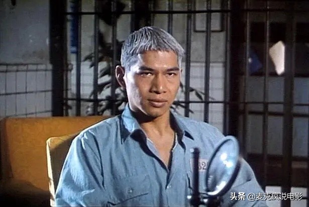 《急先锋》的秦国立，男模出身，合作过很多巨星，曾因故息影十年