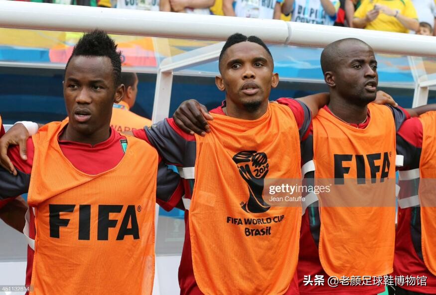 自称梅西曾辅佐他踢球，世界杯打假球贪得无厌头像被球迷印上美元