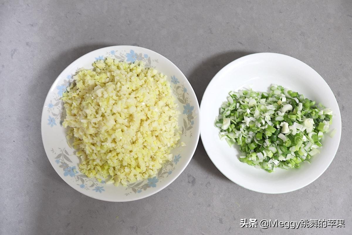 自己磨米粉做青团,做青团一斤半糯米粉加半斤粘米粉