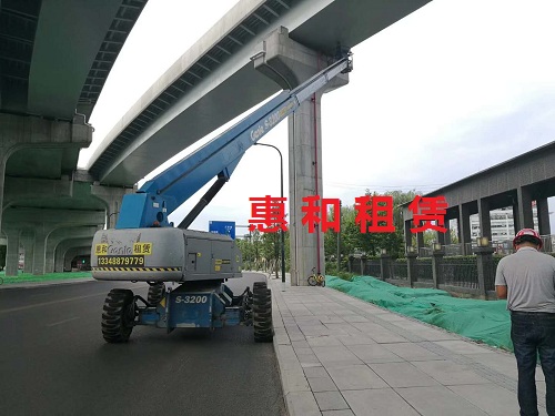 成都升降高空作业车租一天多少钱,成都20米高空作业车出租价格