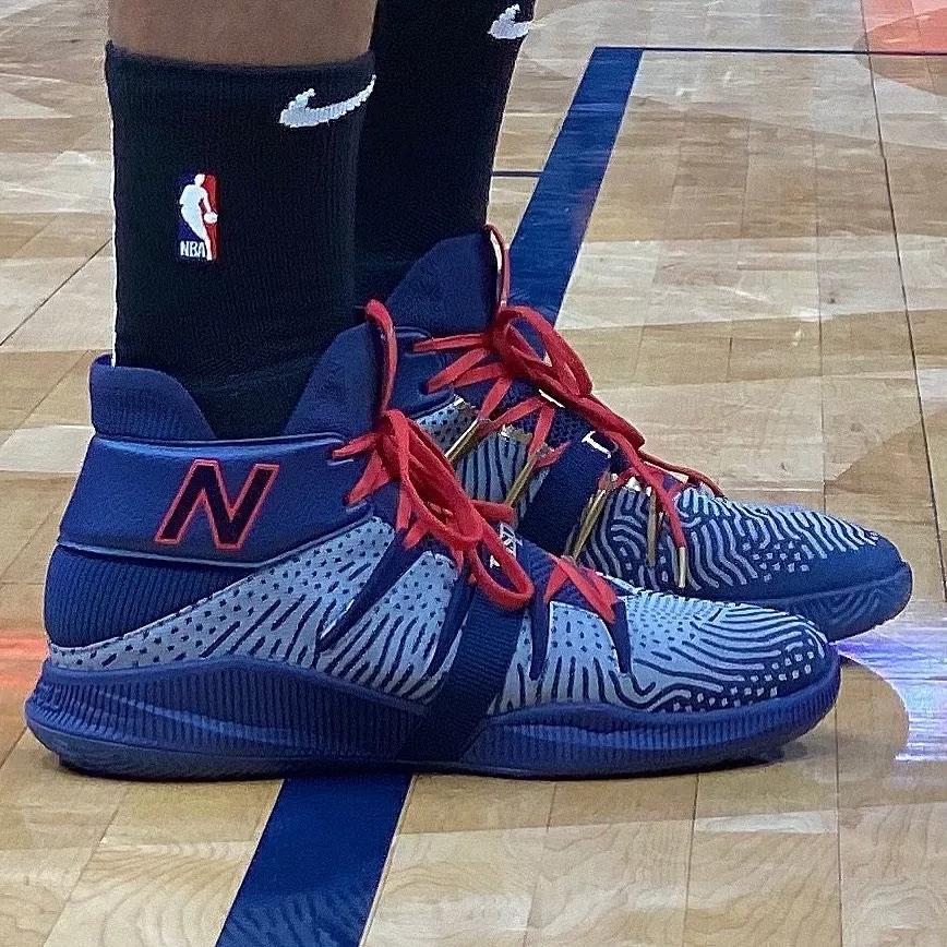 近期上脚战靴，FILA的篮球鞋咋样？